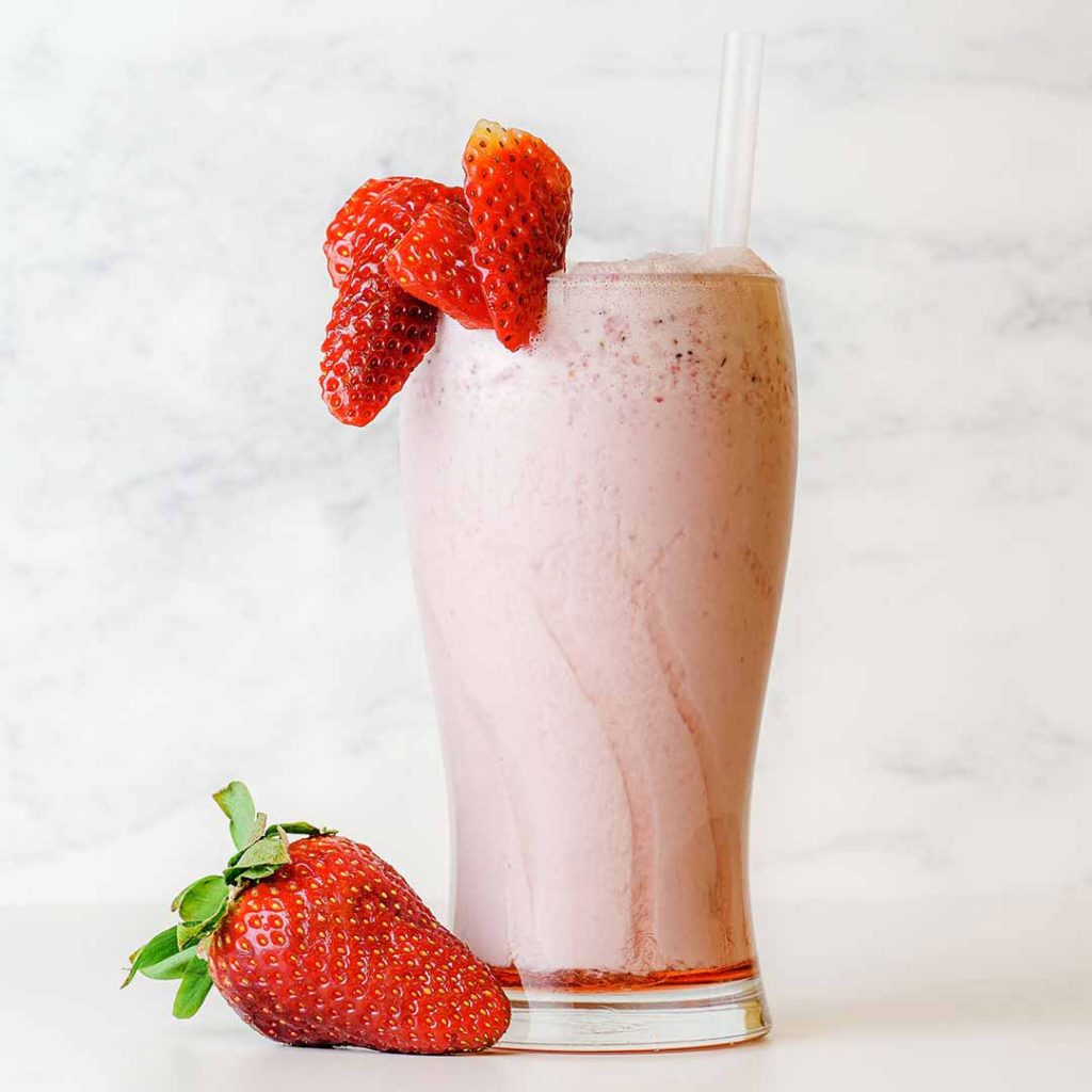 Diskont-stanic-Bakina-kuhinja-Smrznuto-voce-jagoda-smoothie